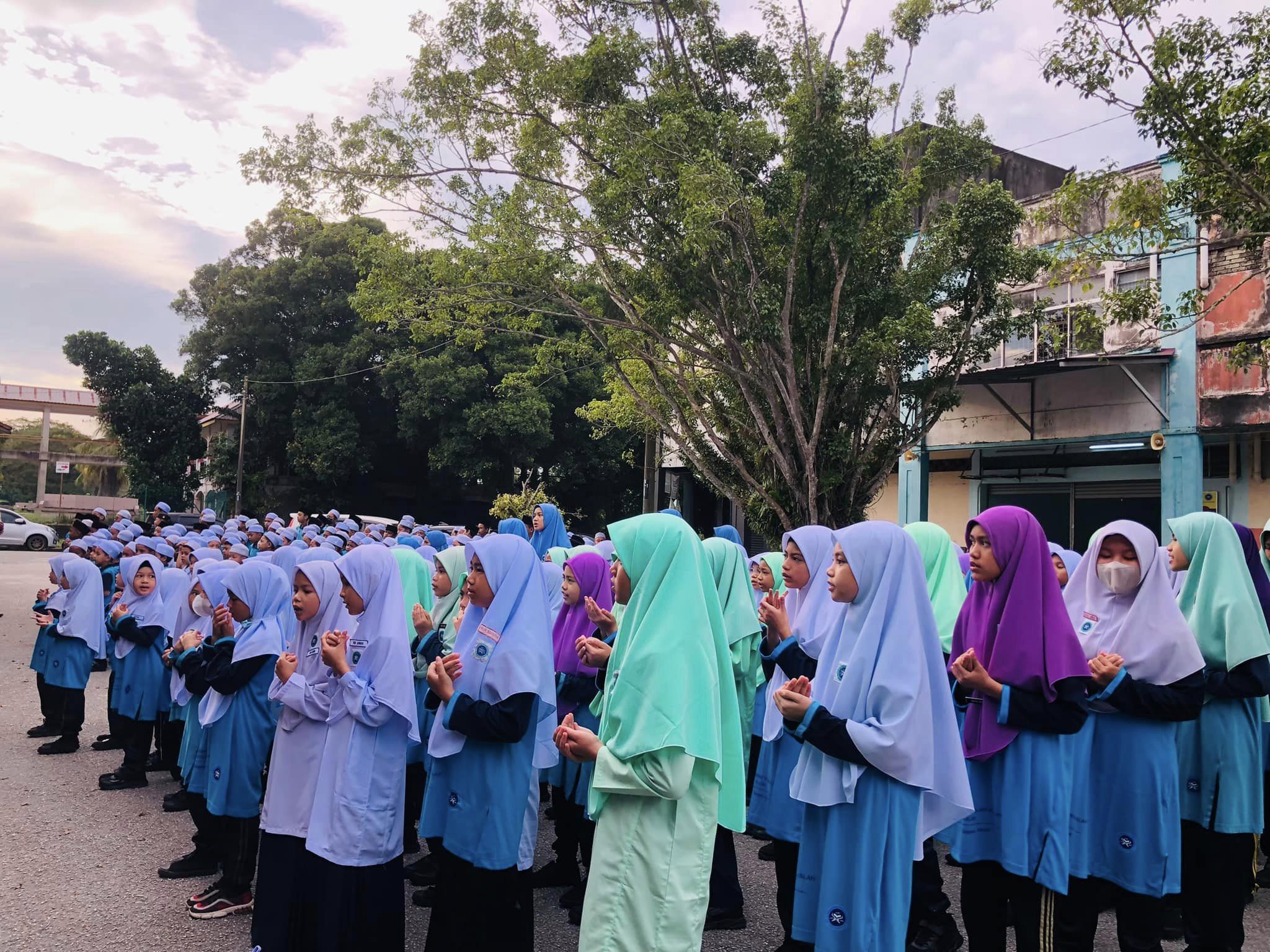 perhimpunan 7